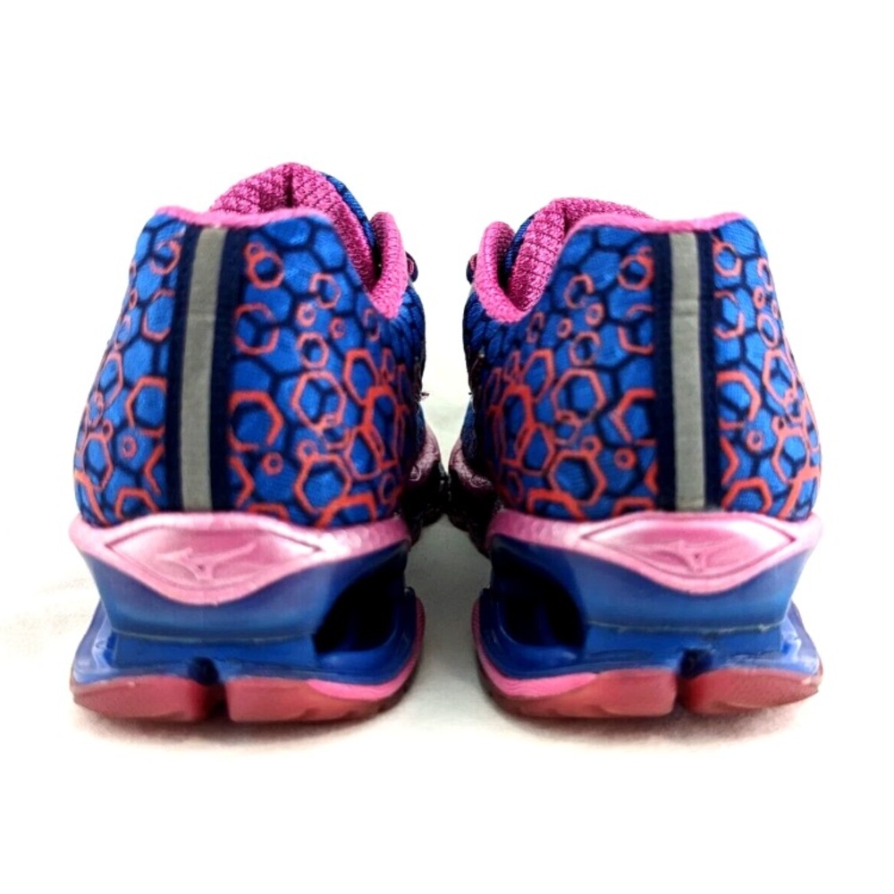 Mizuno Wave Prophecy 3. Blue and Pink Cross trainers. Cool Dynamic Design ! - Picture 4 of 13